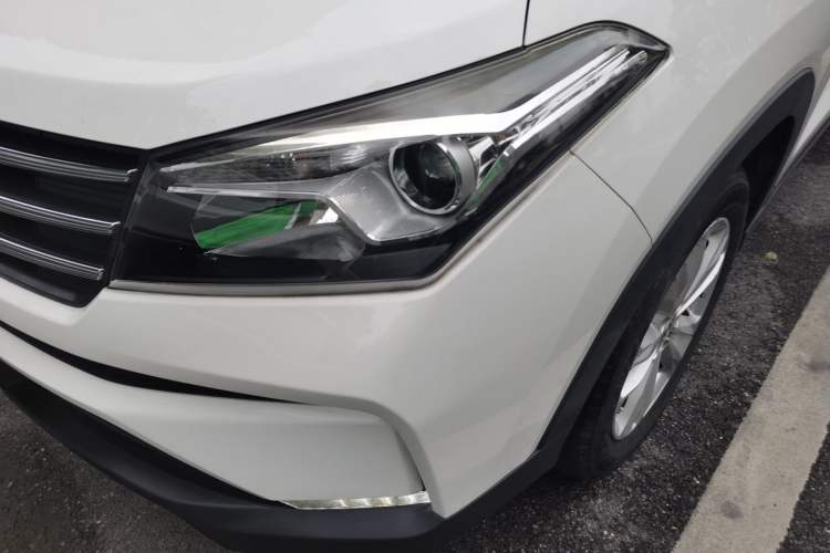 Used Dongfeng Fengon S560 2021 Revised 1.5T CVT Elite Version Left Front Headlight