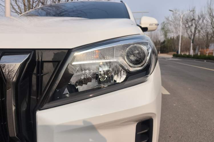 Used Dongfeng Fengon S560 2021 1.5T CVT Elite Version Left Front Headlight