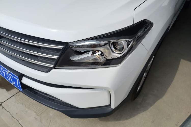 Used Dongfeng Fengon S560 2021 2.0L CVT Elite Version Left Front Headlight