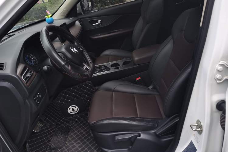 Used Dongfeng Fengon S560 2021 Revised 1.5T CVT Elite Version Left Front Seat