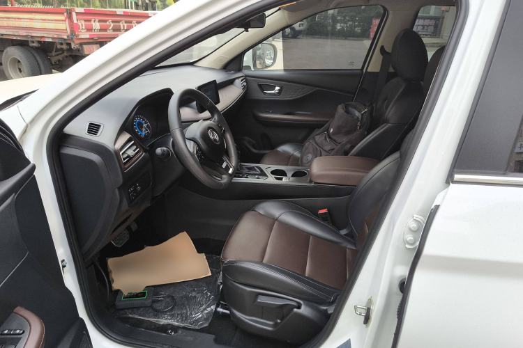 Used Dongfeng Fengon S560 2021 2.0L CVT Elite Version Left Front Seat