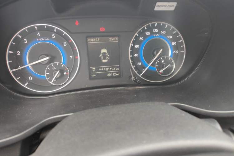 Used Dongfeng Fengon S560 2021 1.5T CVT Elite Version Odometer Close Up