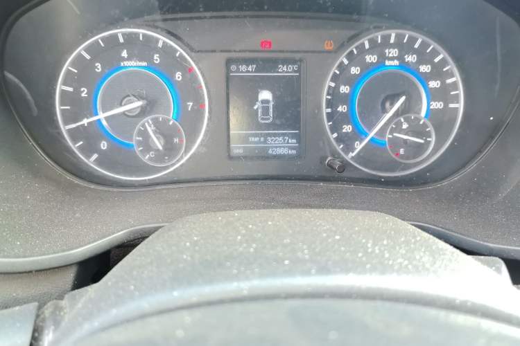 Used Dongfeng Fengon S560 2021 1.5T Manual Urban Model Odometer Close Up