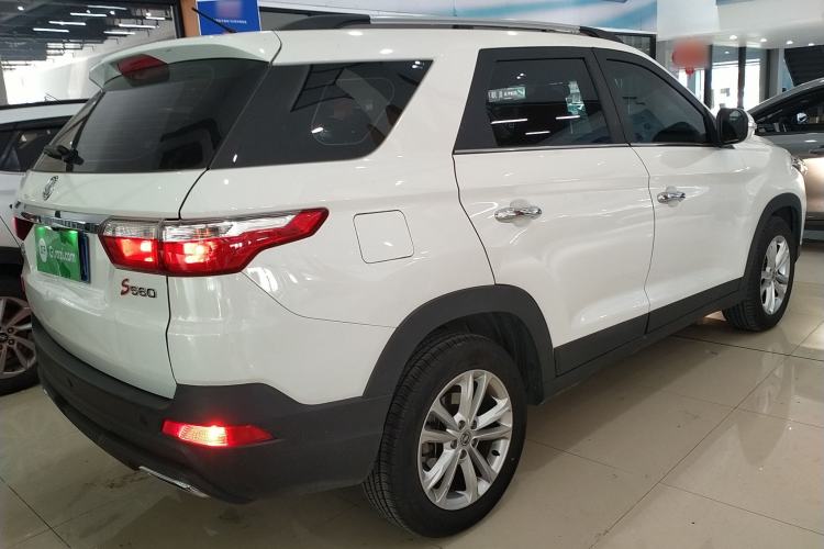 Used Dongfeng Fengon S560 2021 2.0L CVT Elite Version Rear Right 45 Deg