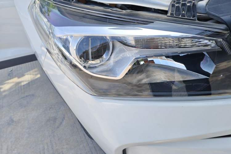 Used Dongfeng Fengon S560 2021 1.5T CVT Elite Version Right Front Headlight