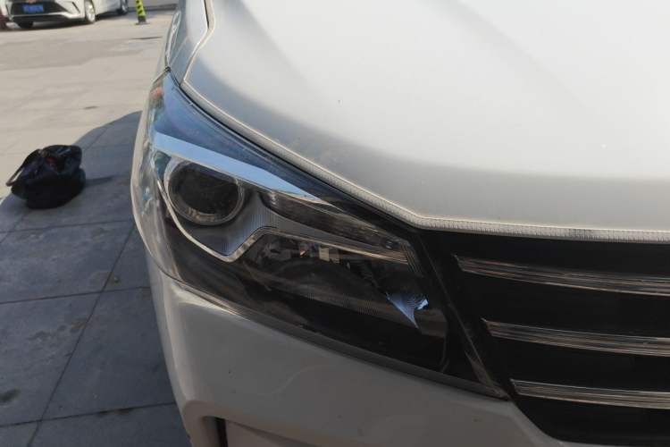 Used Dongfeng Fengon S560 2021 1.5T Manual Urban Model Right Front Headlight