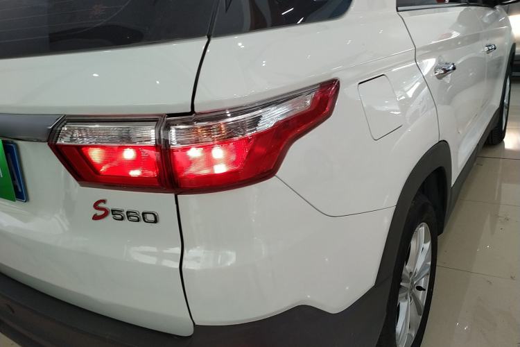 Used Dongfeng Fengon S560 2021 2.0L CVT Elite Version Right Rear Taillight