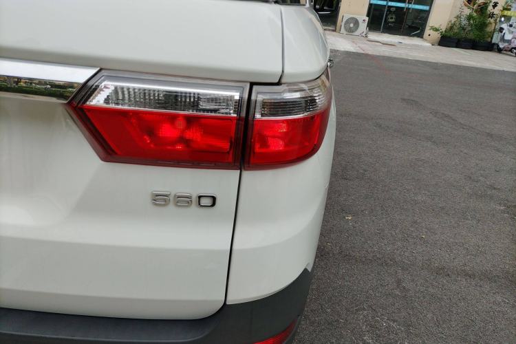 Used Dongfeng Fengon S560 2021 2.0L Manual Urban Version Right Rear Taillight