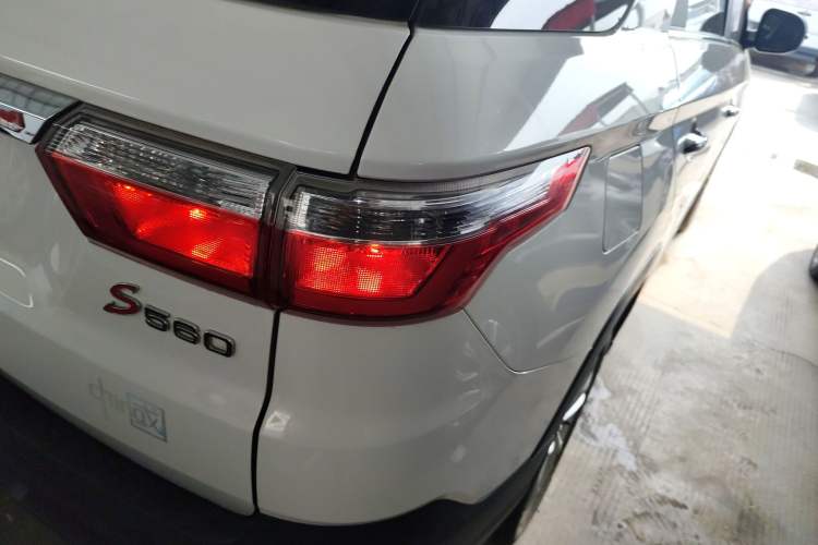 Used Dongfeng Fengon S560 2021 2.0L CVT Elite Version Right Rear Taillight