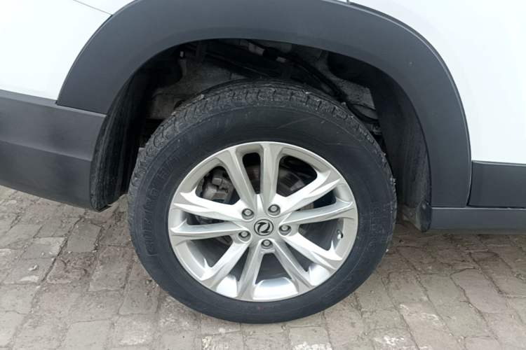 Used Dongfeng Fengon S560 2021 Revised 1.5T CVT Elite Version Right Rear Wheel Hub