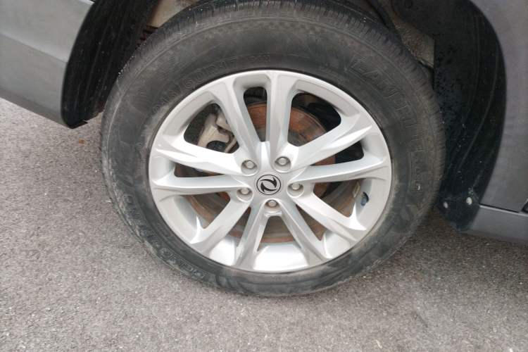 Used Dongfeng Fengon S560 2021 2.0L Manual Urban Version Right Rear Wheel Hub