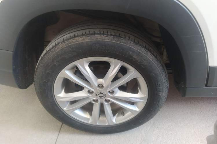 Used Dongfeng Fengon S560 2021 1.5T Manual Urban Model Right Rear Wheel Hub