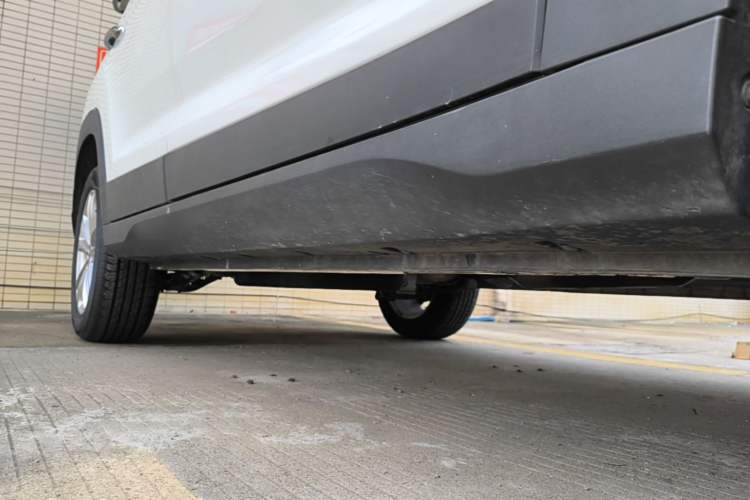 Used Dongfeng Fengon S560 2021 2.0L CVT Elite Version Right Side Sill