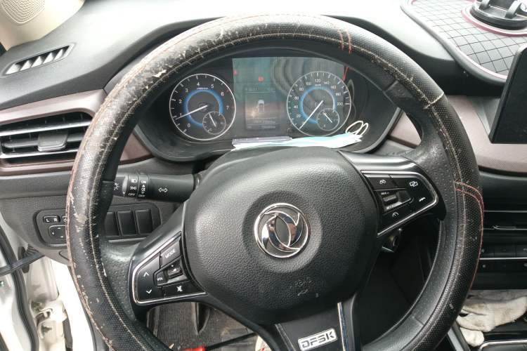 Used Dongfeng Fengon S560 2021 1.5T Manual Urban Model Steering Wheel