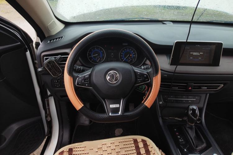 Used Dongfeng Fengon S560 2021 1.5T CVT Elite Version Steering Wheel