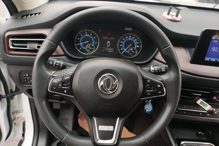 Used Dongfeng Fengon S560 2021 2.0L Manual Urban Version Steering Wheel