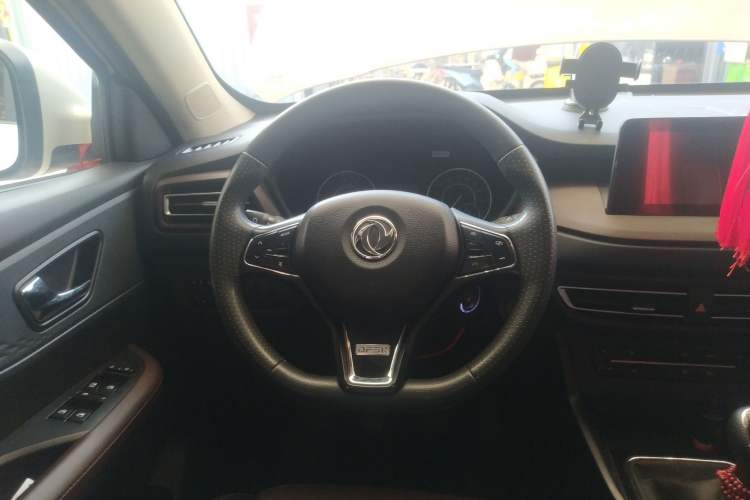 Used Dongfeng Fengon S560 2021 1.5T Manual Urban Model Steering Wheel