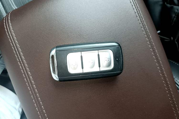Used Dongfeng Fengon S560 2021 Revised 1.5T CVT Elite Version Vehicle Key