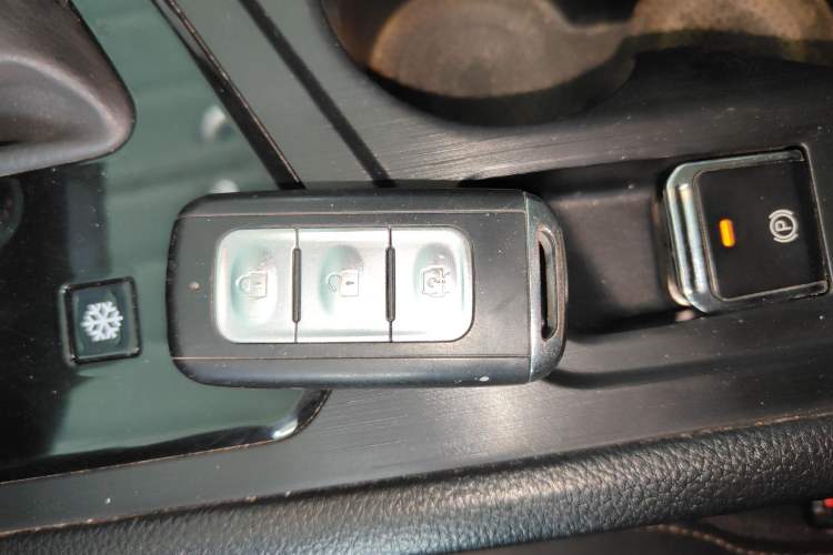 Used Dongfeng Fengon S560 2021 1.5T CVT Elite Version Vehicle Key