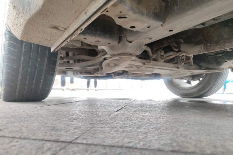 Used Dongfeng Fengon S560 2022 1.5T CVT Elite Version Chassis Front Left