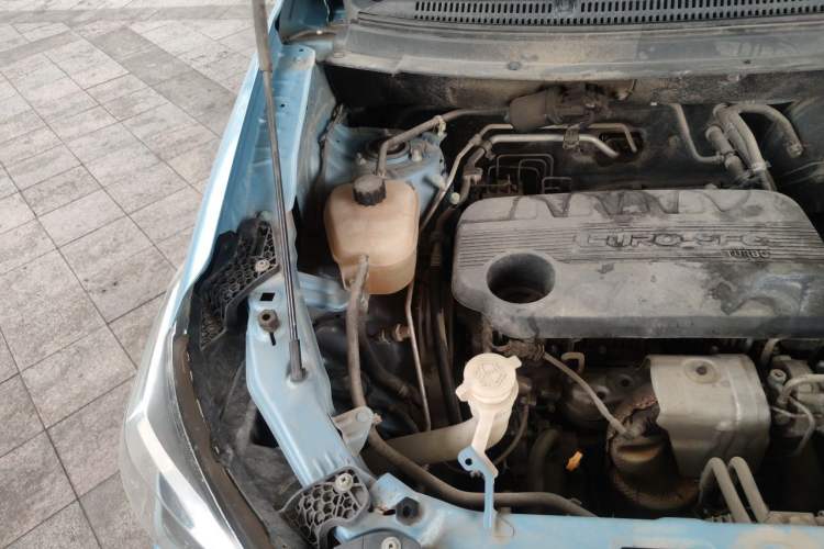 Used Dongfeng Fengon S560 2022 1.5T CVT Elite Version Engine Bay Right