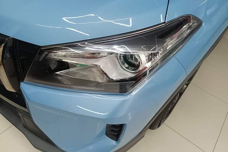 Used Dongfeng Fengon S560 2022 1.5T CVT Elite Version Left Front Headlight