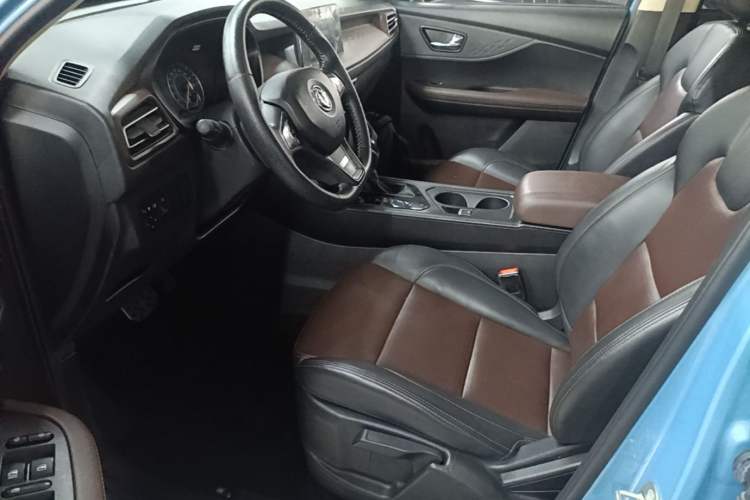 Used Dongfeng Fengon S560 2022 1.5T CVT Elite Version Left Front Seat