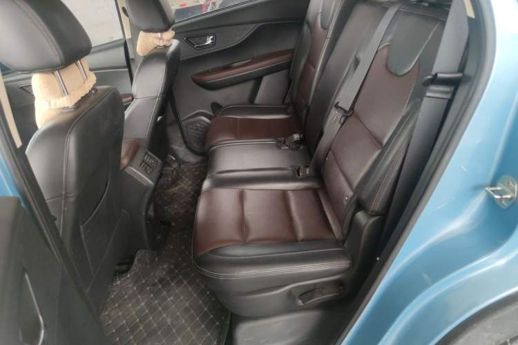 Used Dongfeng Fengon S560 2022 1.5T CVT Elite Version Left Rear Seat
