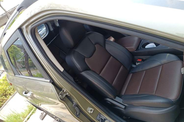 Used Dongfeng Fengon S560 2022 1.5T CVT Elite Version Right Front Seat