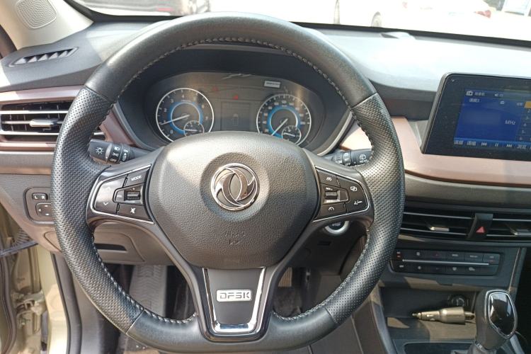 Used Dongfeng Fengon S560 2022 1.5T CVT Elite Version Steering Wheel