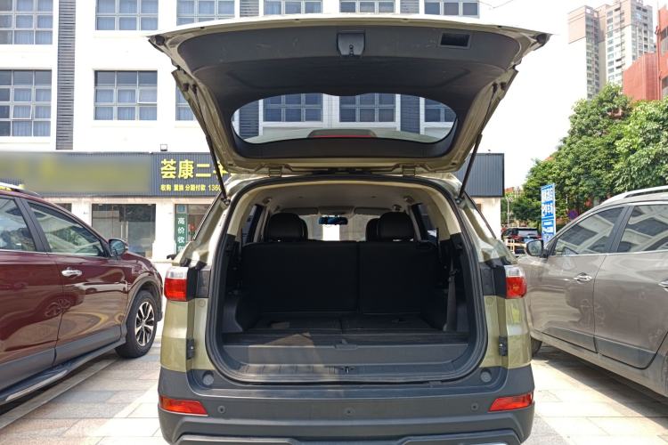 Used Dongfeng Fengon S560 2022 1.5T CVT Elite Version Trunk