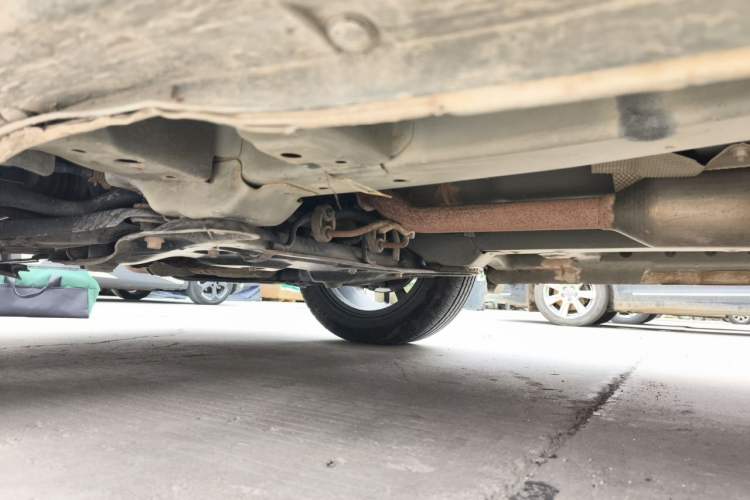 Used Dongfeng Fengon S560 2022 1.5T Manual Urban Model Chassis Front