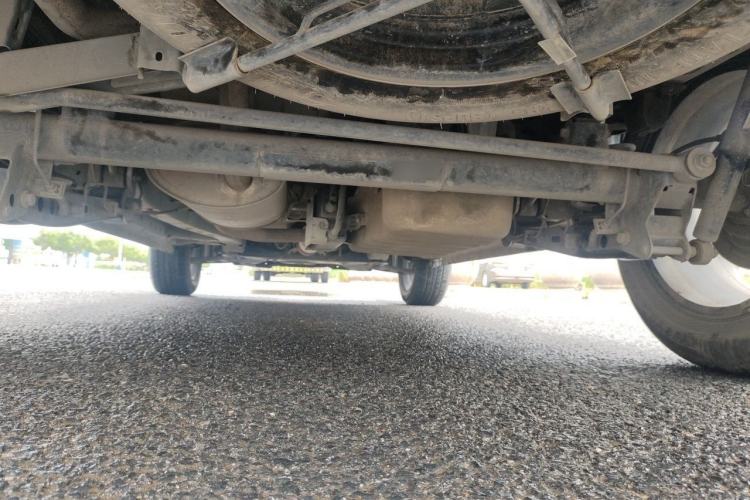 Used Dongfeng Fengon S560 2022 2.0L Manual Urban Version Chassis Rear
