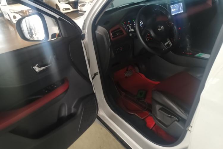 Used Dongfeng Fengon S560 2022 1.5T CVT Elite Version Driver Seat