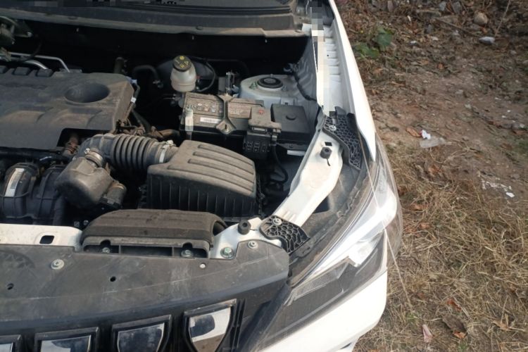 Used Dongfeng Fengon S560 2022 2.0L Manual Urban Version Engine Bay Left
