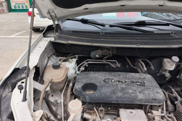Used Dongfeng Fengon S560 2022 1.5T Manual Urban Model Engine Bay Right