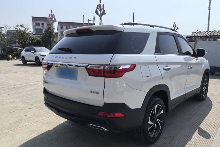 Used Dongfeng Fengon S560 2022 1.5T Manual Urban Model Exterior 5