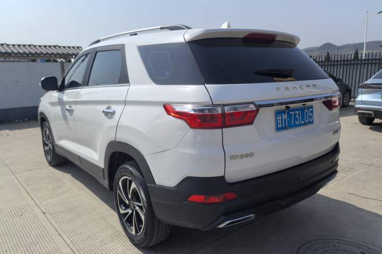Used Dongfeng Fengon S560 2022 1.5T Manual Urban Model Exterior 6