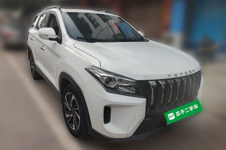 Used Dongfeng Fengon S560 2022 1.5T Manual Urban Model Front Right 45 Deg