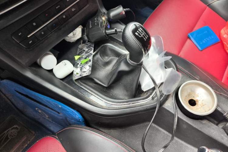 Used Dongfeng Fengon S560 2022 1.5T Manual Urban Model Gear Lever