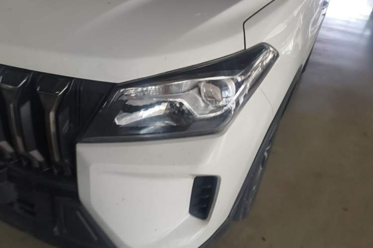 Used Dongfeng Fengon S560 2022 1.5T CVT Elite Version Left Front Headlight
