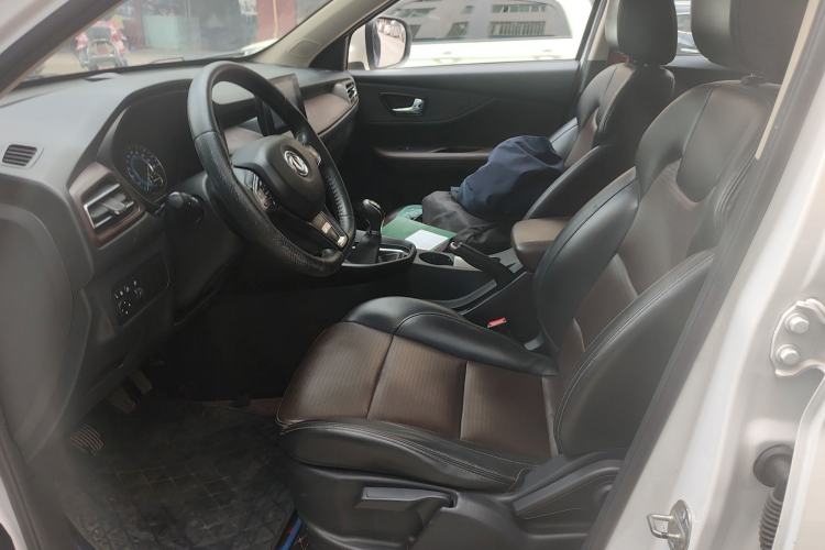 Used Dongfeng Fengon S560 2022 1.5T Manual Urban Model Left Front Seat