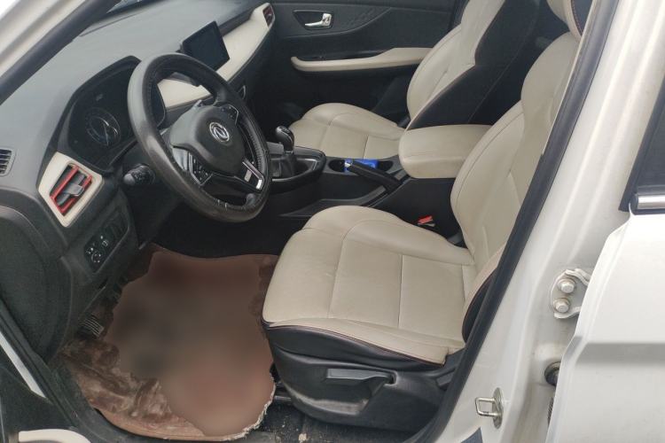 Used Dongfeng Fengon S560 2022 2.0L Manual Urban Version Left Front Seat