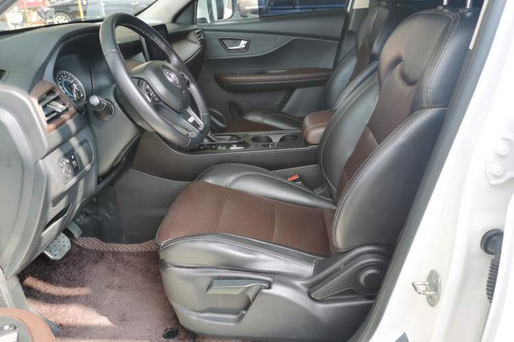 Used Dongfeng Fengon S560 2022 1.5T CVT Elite Version Left Front Seat