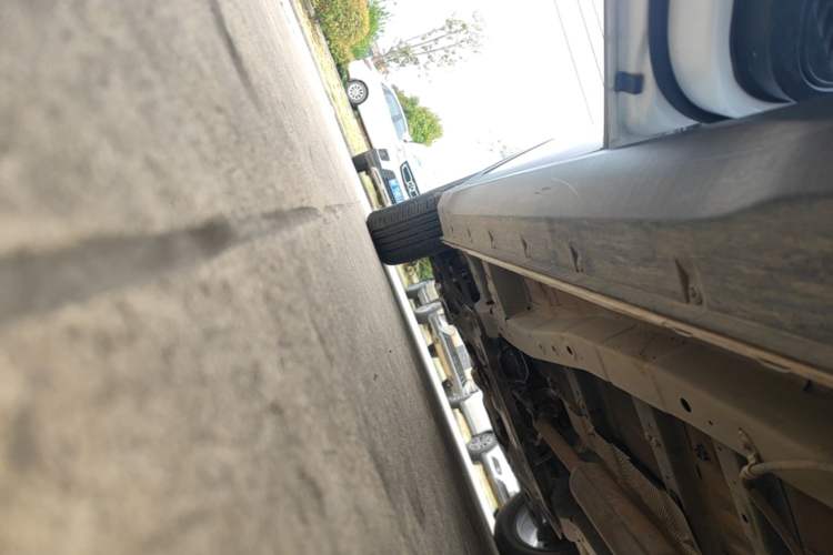 Used Dongfeng Fengon S560 2022 1.5T Manual Urban Model Left Side Sill