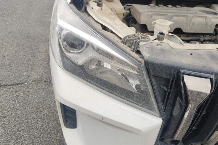 Used Dongfeng Fengon S560 2022 2.0L Manual Urban Version Right Front Headlight