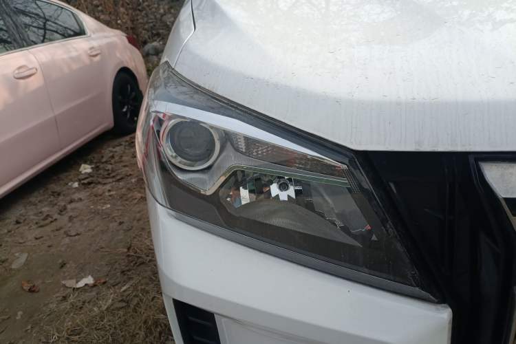 Used Dongfeng Fengon S560 2022 2.0L Manual Urban Version Right Front Headlight