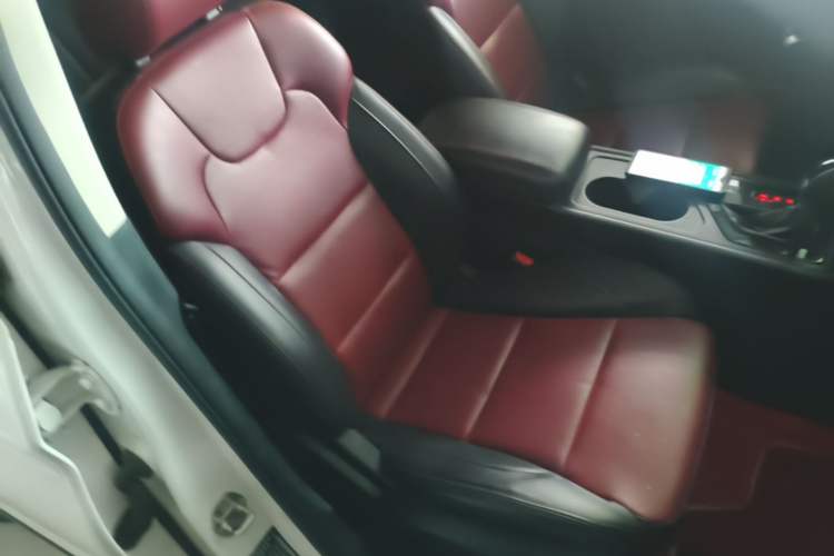 Used Dongfeng Fengon S560 2022 1.5T CVT Elite Version Right Front Seat