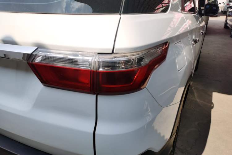 Used Dongfeng Fengon S560 2022 1.5T CVT Elite Version Right Rear Taillight