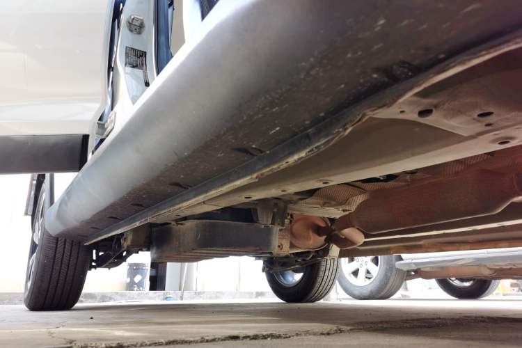 Used Dongfeng Fengon S560 2022 1.5T CVT Elite Version Right Side Sill